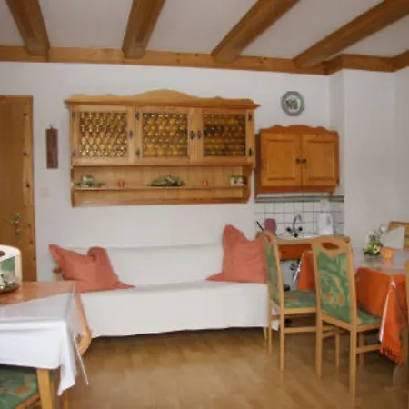 Gastehaus Seethaler 여관 2*
