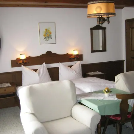 Gastehaus Seethaler 압티나우